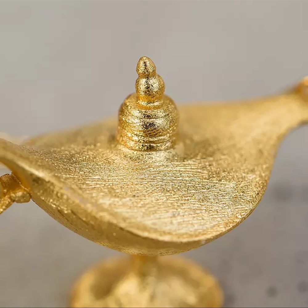 Artisan Made Gold 925 Silver The Zorina Aladdin Lamp Necklace - Picture 7 of 7